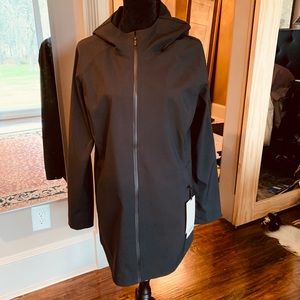 Lululemon All Weather Jacket 10